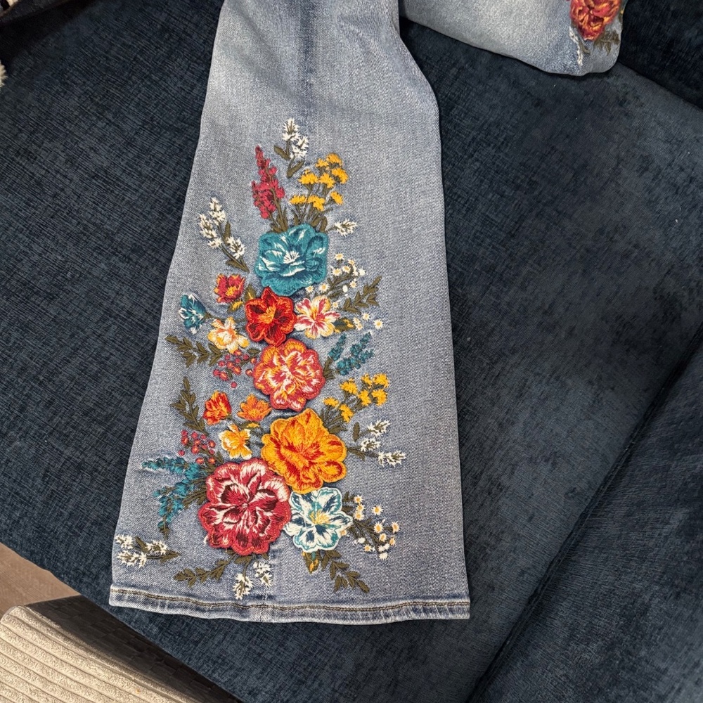 Free People x Driftwood Farrah Embroidered - size 10/30